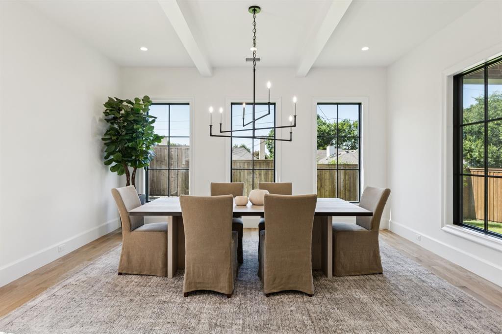 WHITE ROCK BLUFFS - Residential