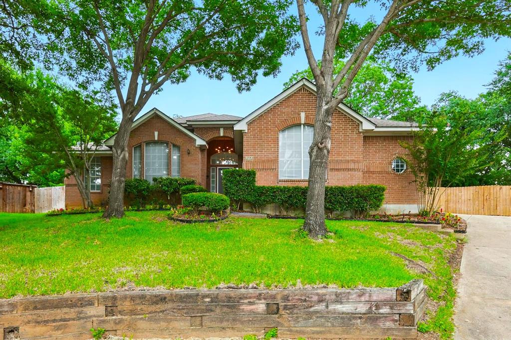 8558 Twisted Oaks Court