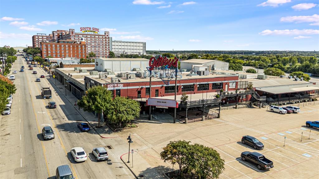 Skyline Condominiums - Residential