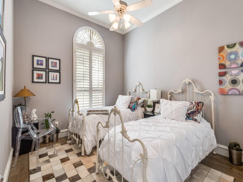 Lake Point - Residential