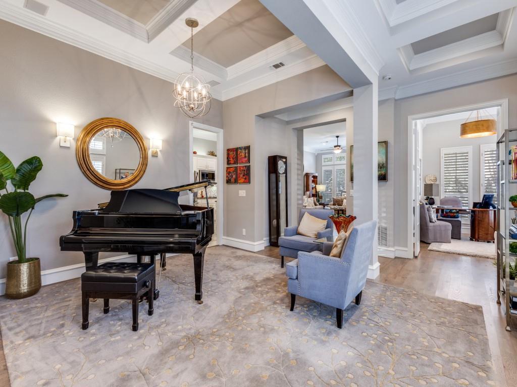 1216 Lake Point Circle