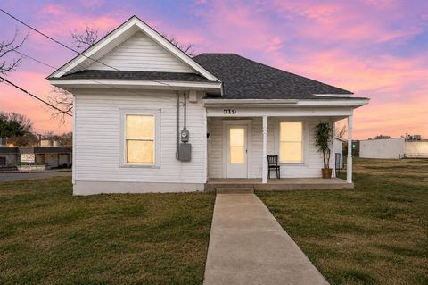 319 Mckinney Street Mesquite TX 75149