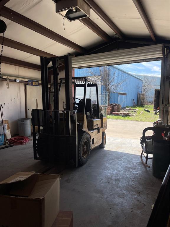 Proffitt Indust Park - Commercial Sale