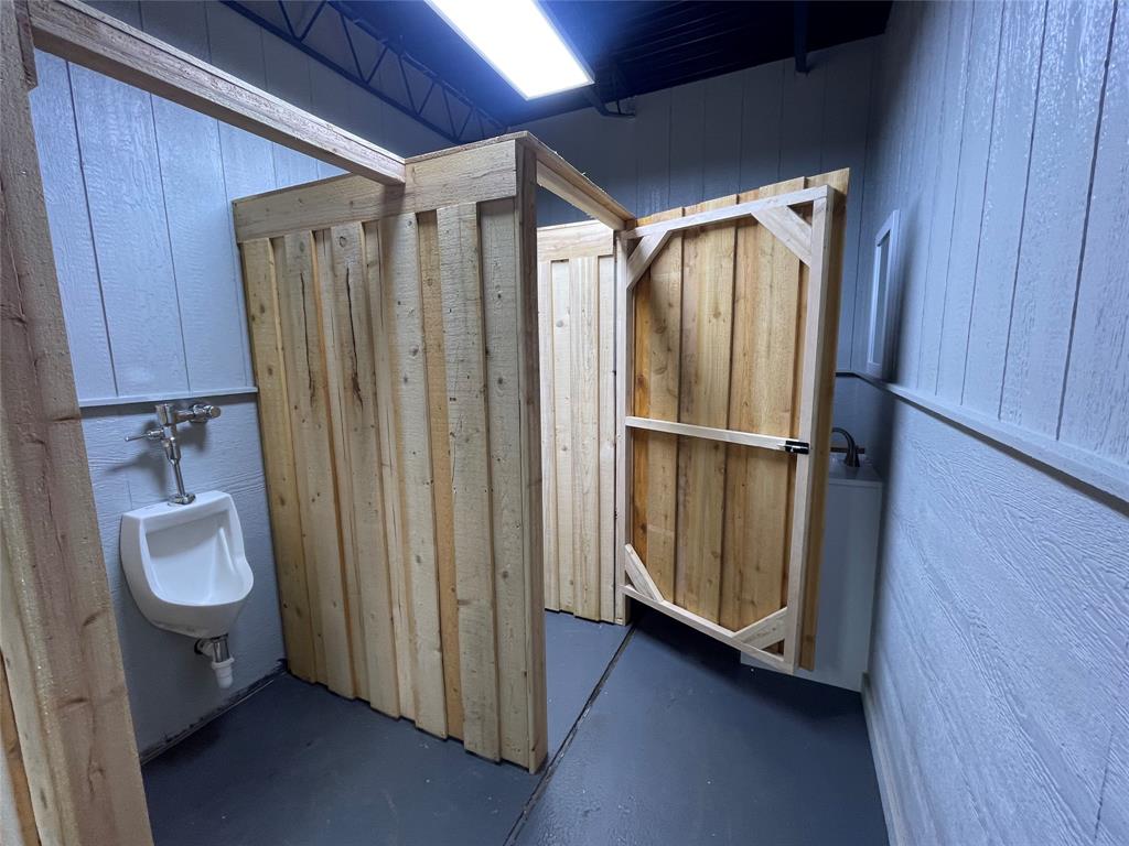 Proffitt Indust Park - Commercial Sale