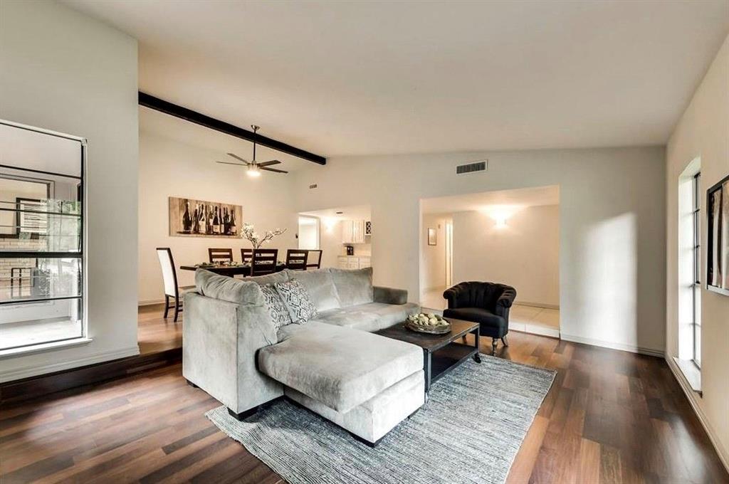 3517 Knoll Point Drive