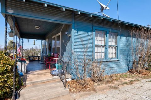 Tiny photo for 519 Santos Street, Abilene, TX 79605 (MLS # 21198041)