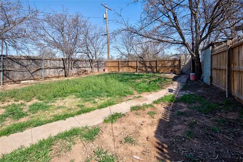Tiny photo for 519 Santos Street, Abilene, TX 79605 (MLS # 21198041)