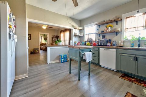 Tiny photo for 519 Santos Street, Abilene, TX 79605 (MLS # 21198041)