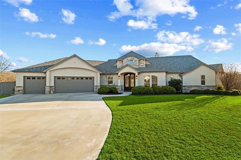 Photo of 110 Live Oak Court, Willow Park, TX 76087 (MLS # 21224220)