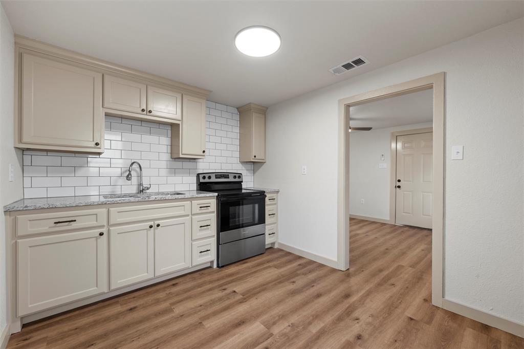 Alamo Gardens 2 - Residential