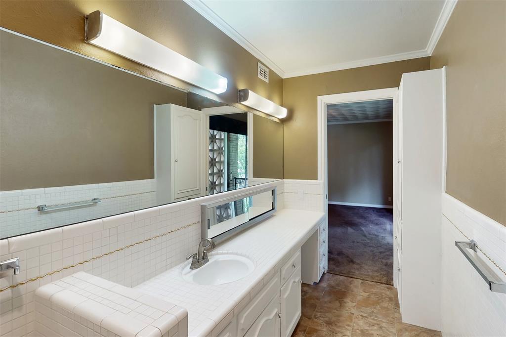 Imperial Terrace Condo - Residential