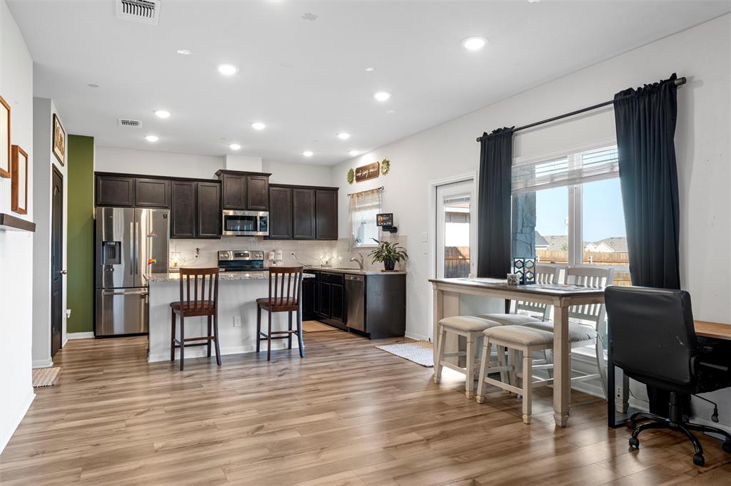 PARK MEADOWS - Residential