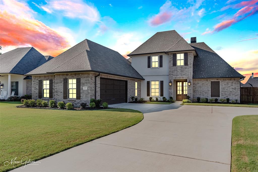 217 Peregrine Way