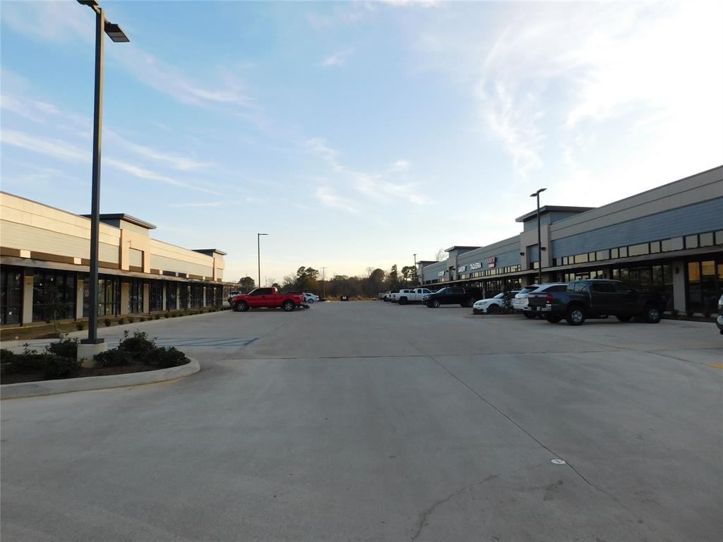 HAUGHTON TENANT CENTER SUB - Commercial Lease