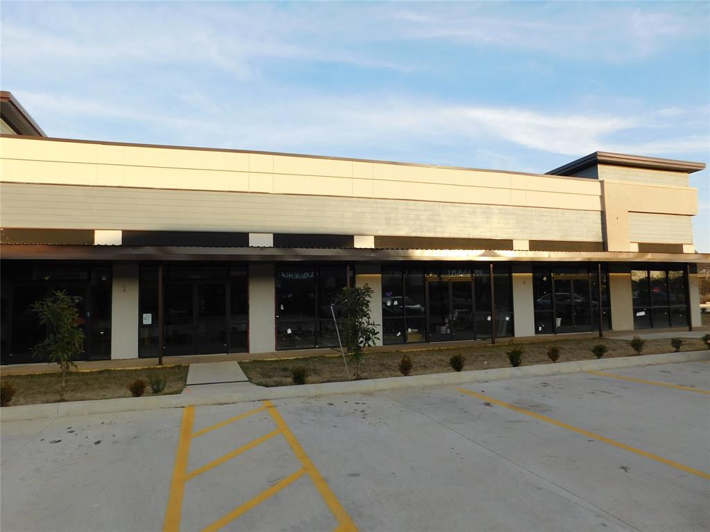 HAUGHTON TENANT CENTER SUB - Commercial Lease