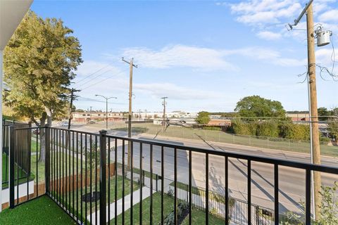 Tiny photo for 2315 S Vernon Avenue, Dallas, TX 75224 (MLS # 21101415)