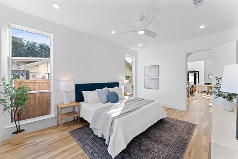 Tiny photo for 2315 S Vernon Avenue, Dallas, TX 75224 (MLS # 21101415)