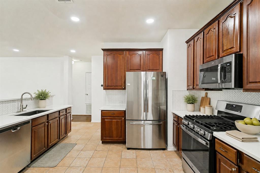 9604 Bull Creek Drive