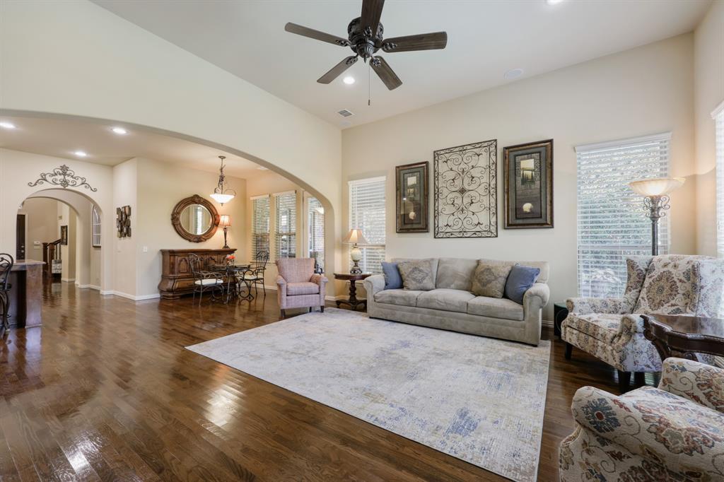 10096 Drawbridge Drive