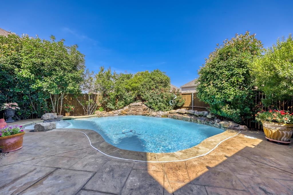 10096 Drawbridge Drive