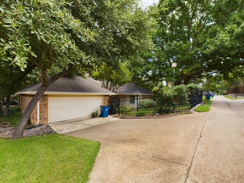 A home in DeSoto