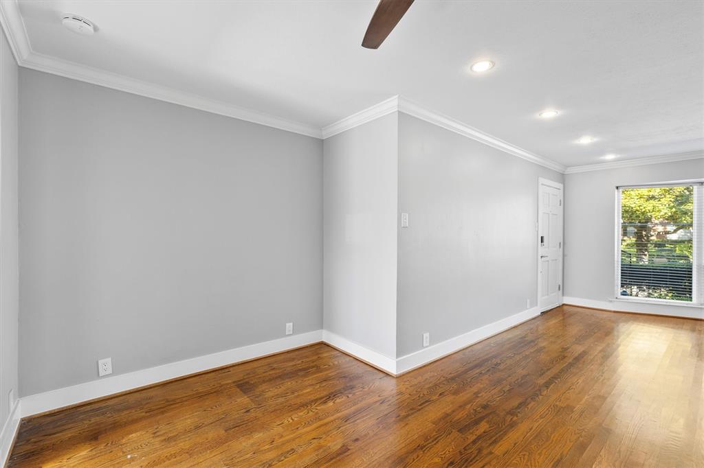 Tanglewood Twnhms Condos - Residential Lease