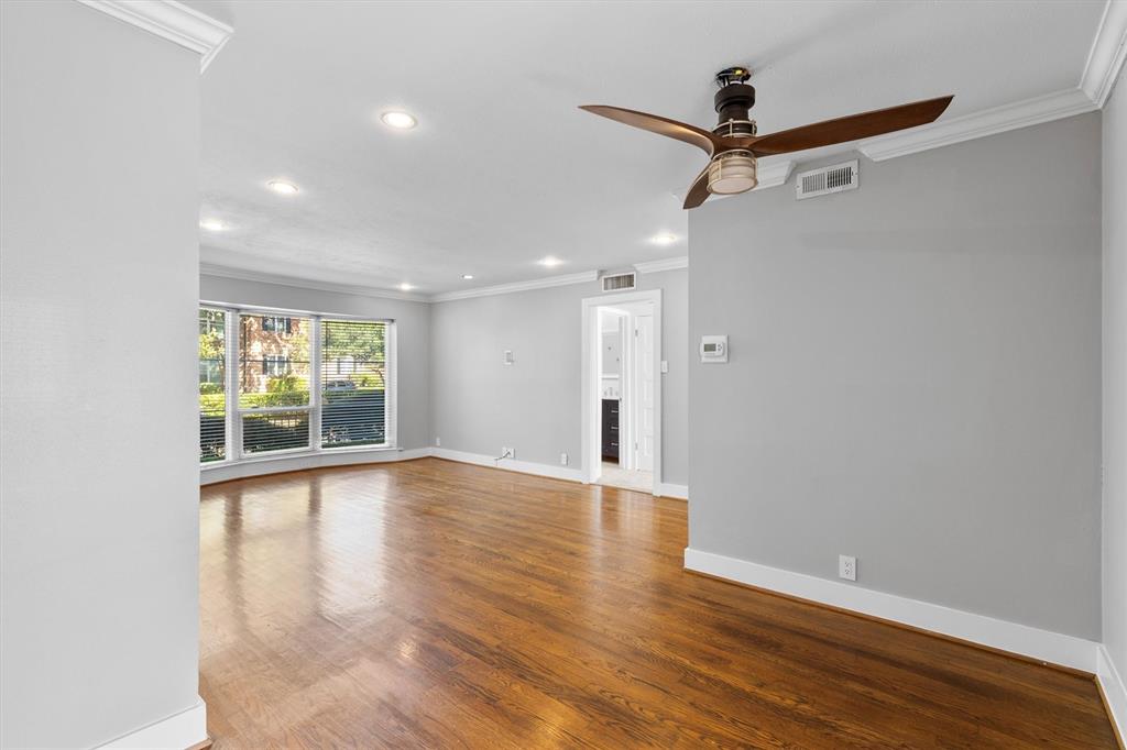 Tanglewood Twnhms Condos - Residential Lease