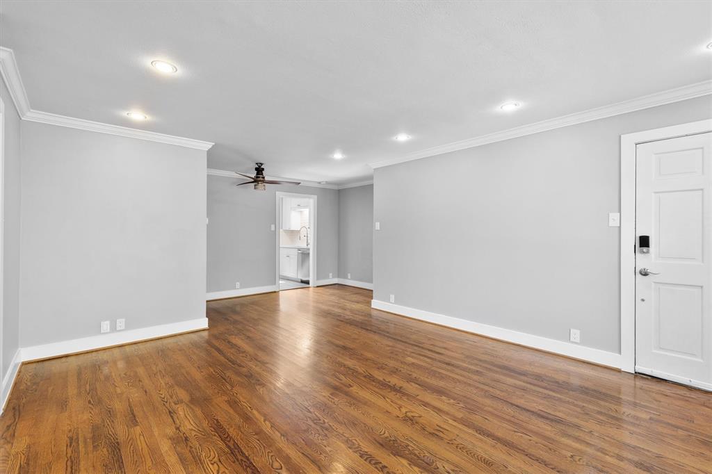 Tanglewood Twnhms Condos - Residential Lease