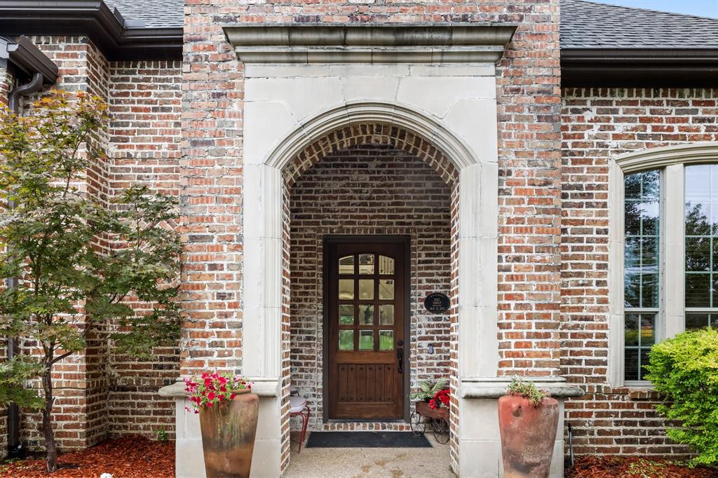 2375 Lake Forest Drive