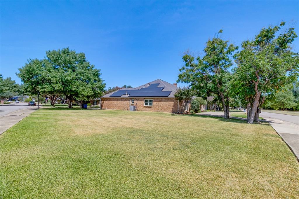 15305 Leavalley Drive