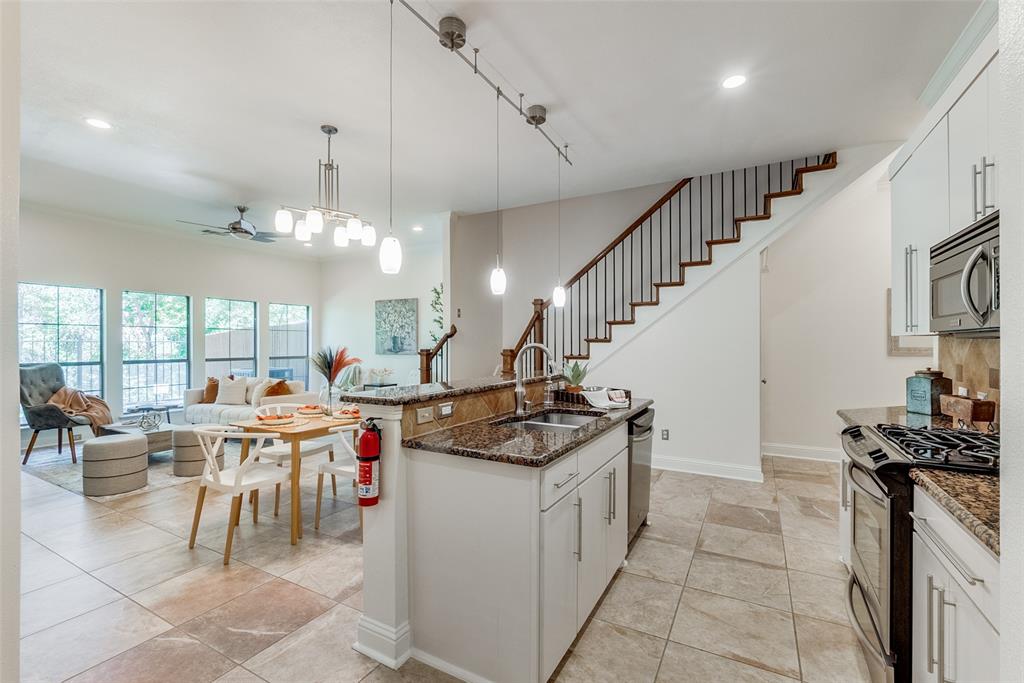 Villas At Ash Creek - Residential