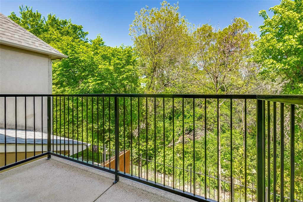 Villas At Ash Creek - Residential