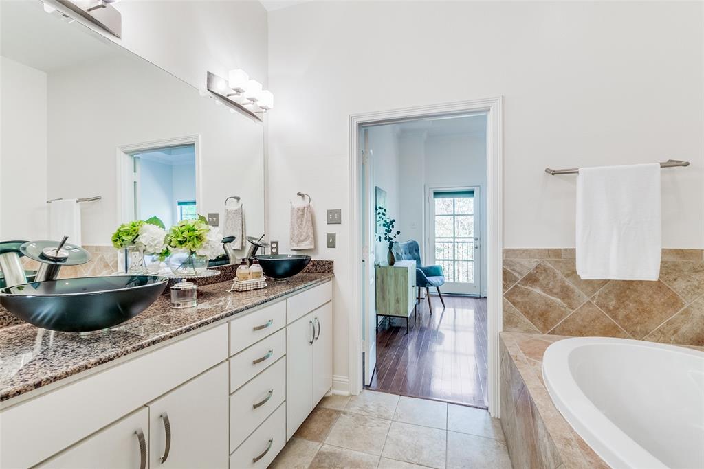 Villas At Ash Creek - Residential