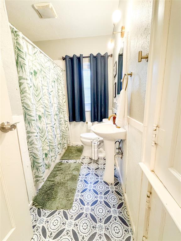 Oak Lawn Heights Add - Residential Lease