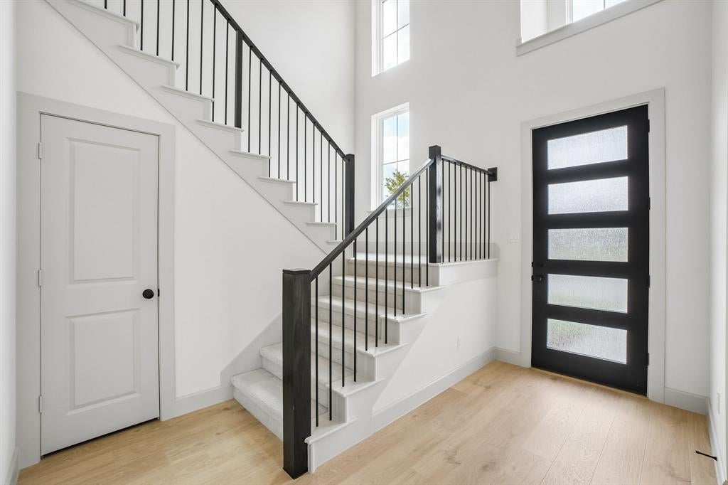 4816 Tenkara Lane