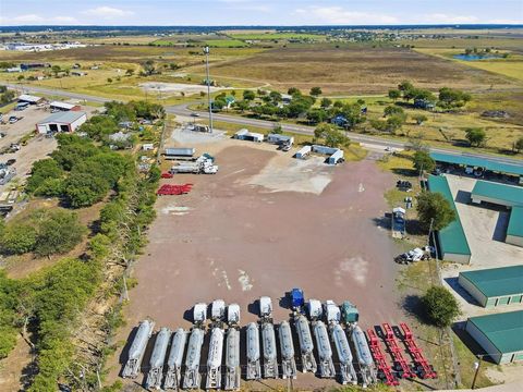 3228 S Highway 174 Cleburne TX 76033