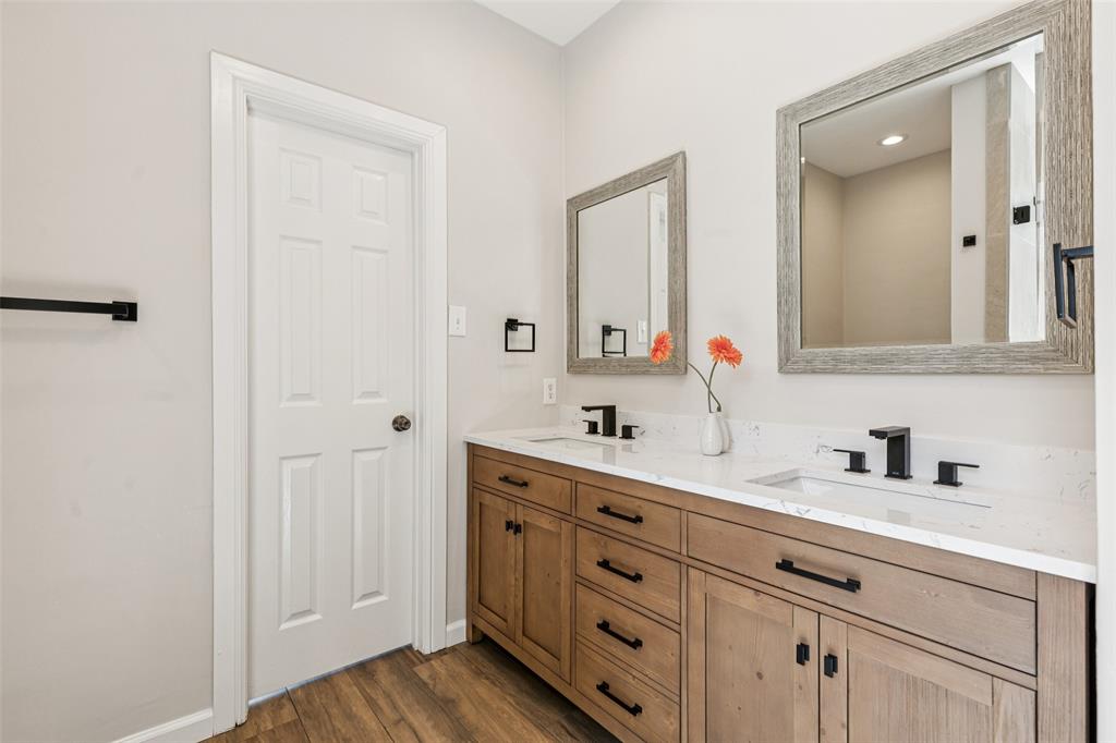 12008 Hermitage Lane