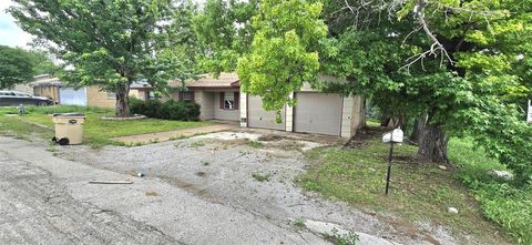 A home in Comanche