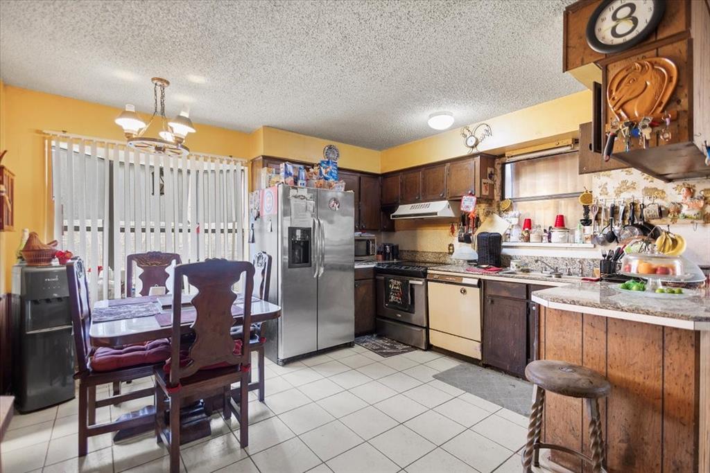 M CHIRINO - Residential