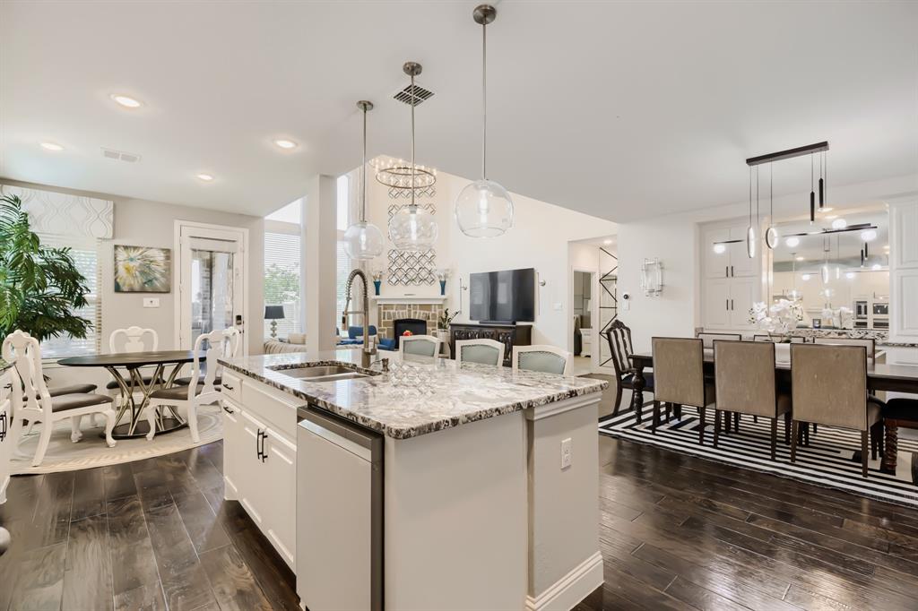 1517 Snowdrop Drive
