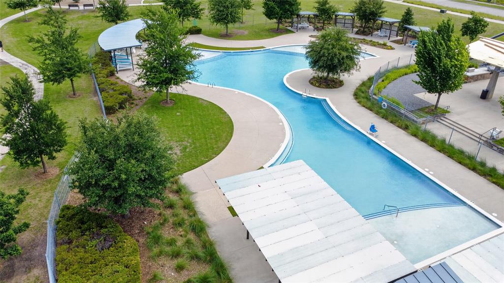 1517 Snowdrop Drive