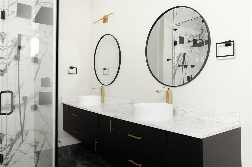 Westport Lakeview Villas - Residential