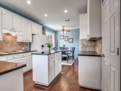 2006 Hillside Drive Rowlett TX 75088