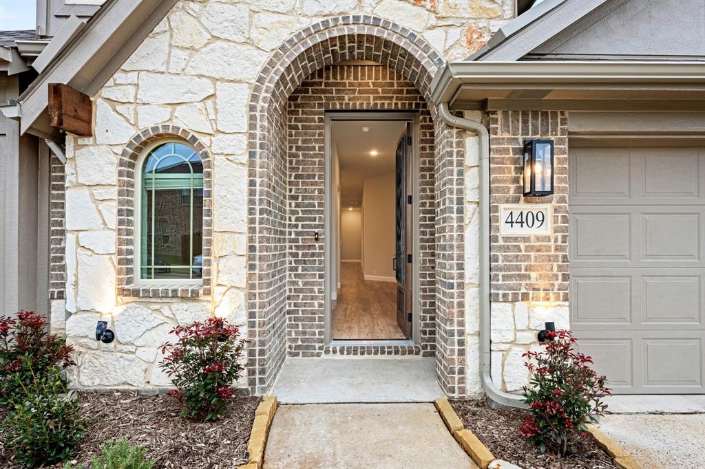 4409 Soaring Star Lane