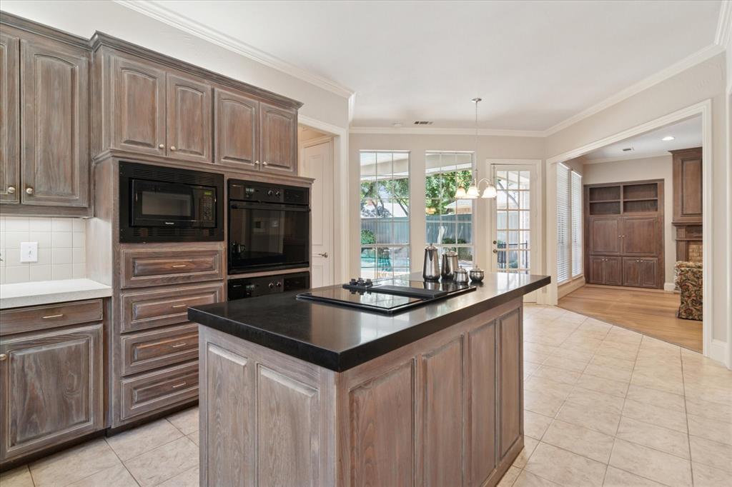 2209 Marblewood Drive