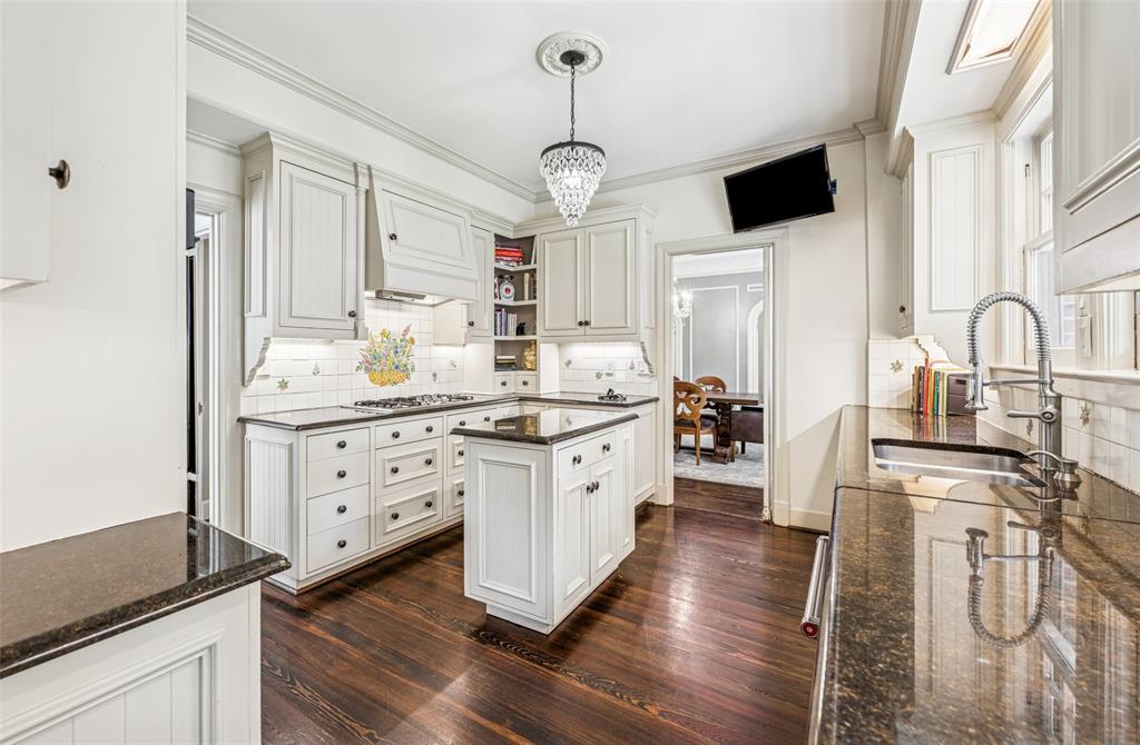 Mccarville & Bonds - Residential