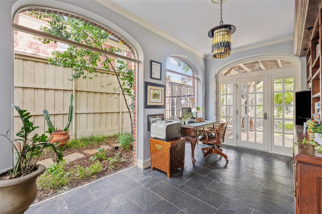 Mccarville & Bonds - Residential