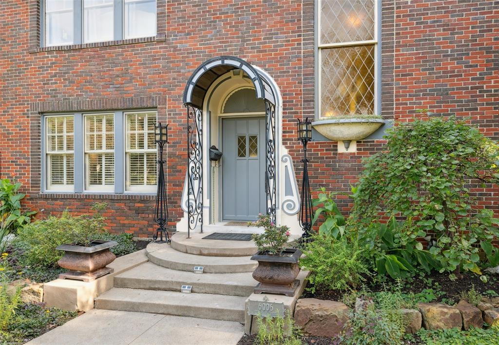 Mccarville & Bonds - Residential