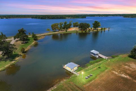 104 County Road 2236 Mineola TX 75773