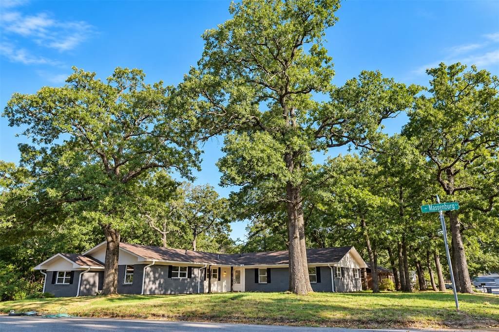 17 Circle Drive